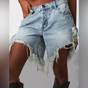 NWT 🔥 One Teaspoon Frankies Short shorts Womens Size 22 Hendrixe Raw Hem 💎